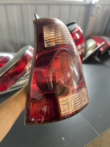 купить форанер в бишкеке: Комплект стоп-сигналов Toyota 2004 г., Б/у, Оригинал, США — 1