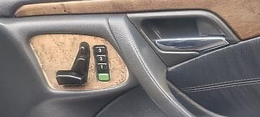Продажа авто: Mercedes-Benz E-Class: 2000 г., 4.3 л, Автомат, Бензин, Седан — 5