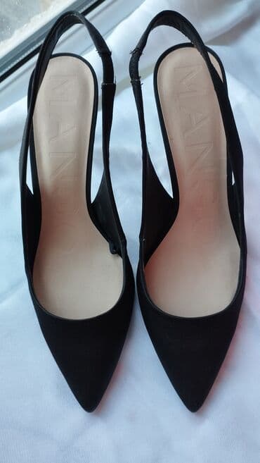 Туфли Манго,в хорошем состоянии.
400с
Размер 38