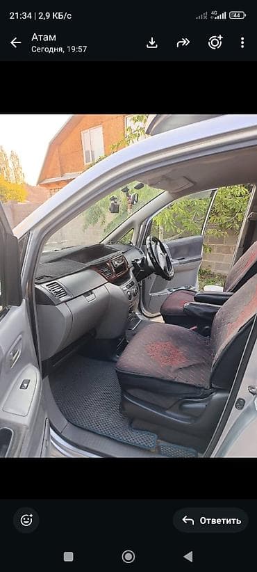 Транспорт: Toyota Noah: 2004 г., Автомат, Газ, Минивэн — 5