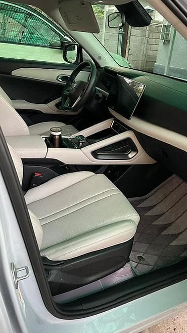 срв 2009: BYD Yuan Up: 2024 г., Робот, Электромобиль — 3