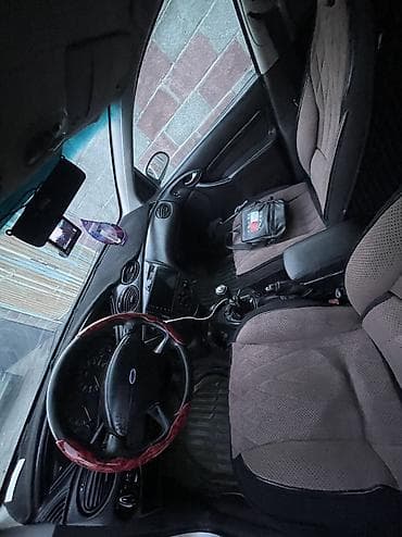 matiz 2009: Ford Focus: 2001 г., 1.6 л, Механика, Бензин, Универсал — 8