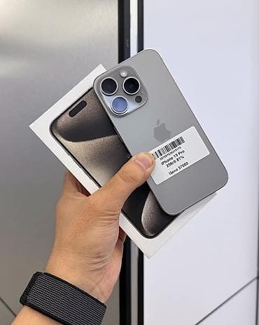 IPhone 15 Pro, Б/у, 256 ГБ, Natural Titanium, Защитное стекло, Чехол, Коробка, В рассрочку, 81 %