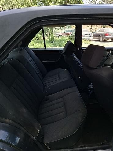 221 mercedes: Mercedes-Benz E-Class: 1993 г., 3.2 л, Автомат, Бензин, Седан — 6