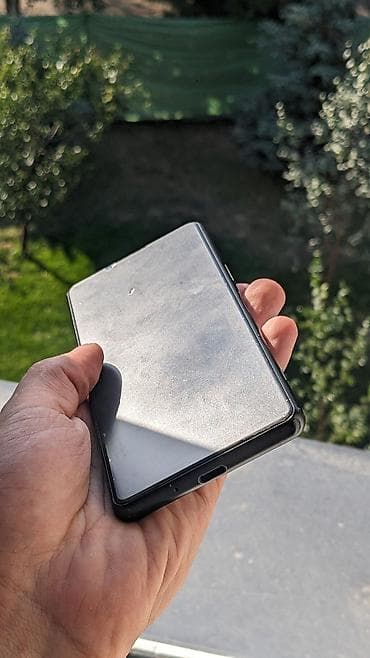 nothing ear 3: Sony Xperia 5, Б/у, 128 ГБ, цвет - Черный, 2 SIM — 2
