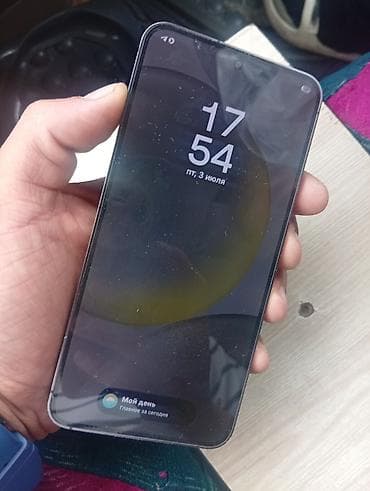 s20 plus: Смартфон Samsung Galaxy S24 (серия S24, цвет графит/черный). Ключевые — 2