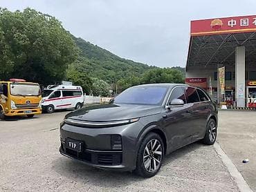 launch pro: Lixiang L7: 2023 г., 1.5 л, Автомат, Электромобиль, Кроссовер — 1