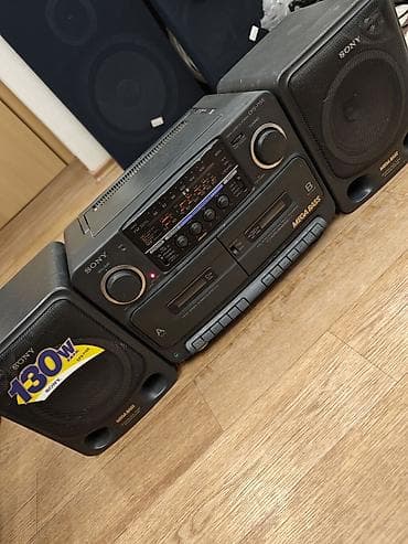 digital audio recorder: Sony MEGA BASS — портативная аудиосистема с насыщенным низкочастотным — 4