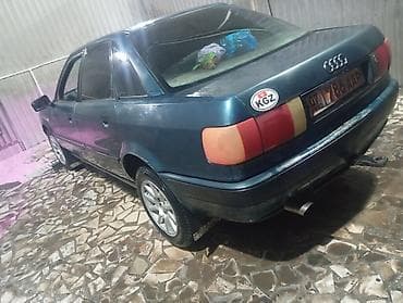 e53 4 8: Audi 80: 1992 г., 2 л, Механика, Бензин, Седан — 3