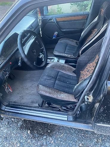 Mercedes-Benz E-Class: 1993 г., 2.3 л, Автомат, Бензин, Седан — 6