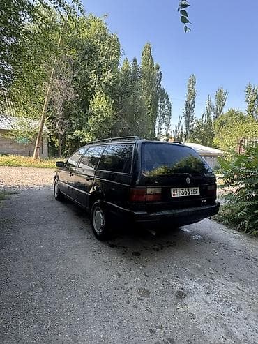 Транспорт: Volkswagen Passat Variant: 1992 г., 1.8 л, Механика, Бензин, Универсал — 3