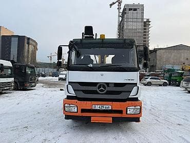 merc 210: Манипулятор, Mercedes-Benz, 2013 г., 7 т — 2
