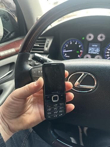 ufs 3: Nokia 8 Sirocco — 4