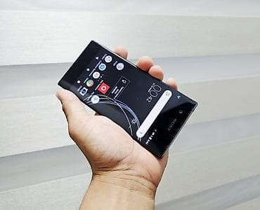 pixel tablet: Sony Xperia X, Б/у, 32 ГБ, цвет - Черный, 1 SIM — 3