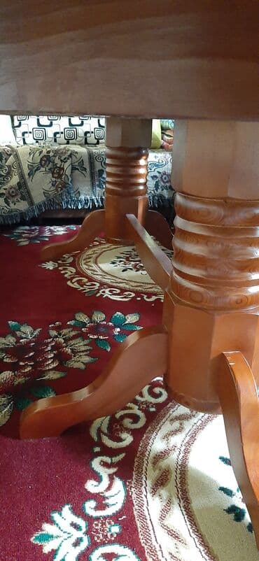 офисные столы бу: Продаю стол раздвижной гостинный.Длина 3 метра ширина 1,20см дерева из — 6