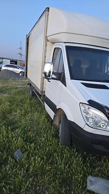 маленький компрессор: Mercedes-Benz Sprinter фургон (цельнометаллический/будка). - Тип — 3