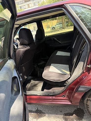 Транспорт: Volkswagen Passat: 1994 г., 1.8 л, Автомат, Седан — 6