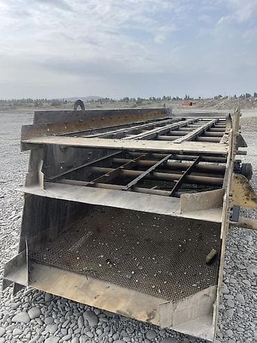 Компрессоры: Грохот вибрационный для инертных материалов - Тип: двух- или — 3