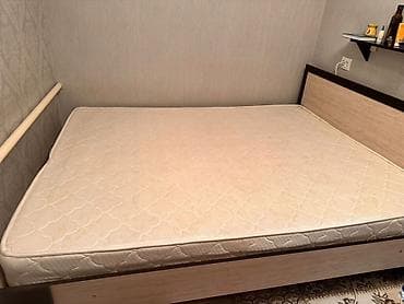 топчан деревянные: Двуспальная кровать, С матрасом, длина - 200 см — 1