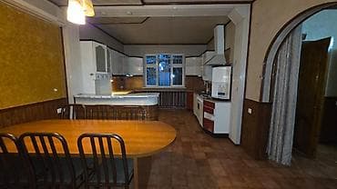 Үйлөрдү ижарага берүү: 150 м², 5 бөлмө, Брондолгон эшиктер, Кондиционер, Бассейн — 5