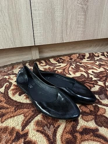 Балетки женские, черные - Размер: 40 (маркировка на подошве). - at lalafo.kg Балетки женские, черные - Размер: 40 (маркировка на подошве). -