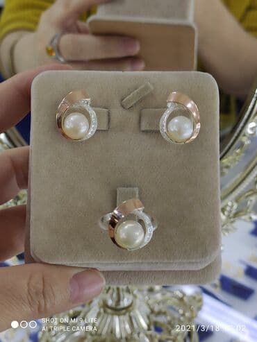 эксклюзивные свадебные пригласительные: Жемчуг Серебро напыления золото 925 пробы Размеры имеются Есть — 3