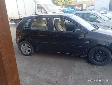 01: Volkswagen Polo: 2004 г., Автомат, Бензин, Хэтчбэк — 2