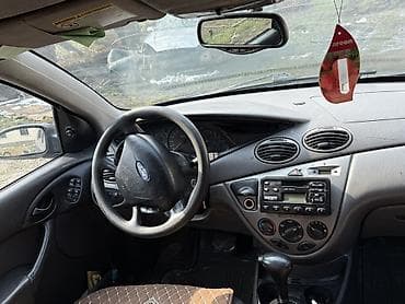 сиденья 570: Ford Focus: 2001 г., 1.8 л, Автомат, Бензин, Универсал — 4