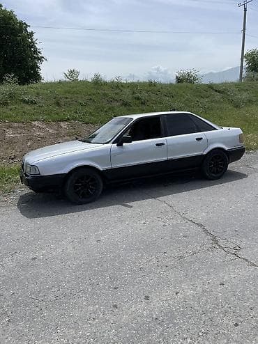 corolla 2016: Audi 80: 1992 г., Седан — 5