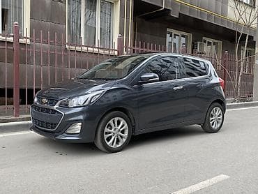 Chevrolet Spark: 2021 г., 1 л, Вариатор, Бензин, Хэтчбэк