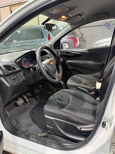 продаю туксон: Chevrolet Spark: 2019 г., 1 л, Автомат, Бензин, Хэтчбэк — 10