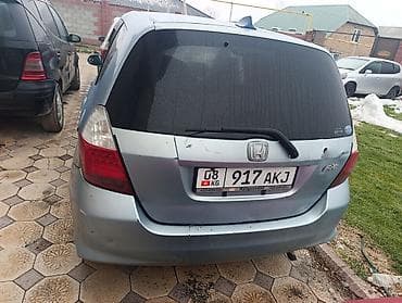 Honda Fit: 2002 г., 1.3 л, Вариатор, Бензин, Хетчбек