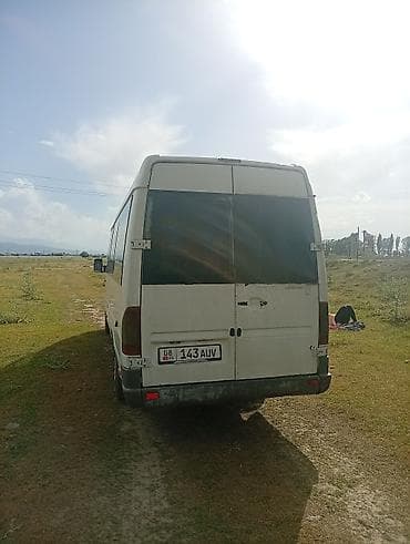 mini refrigerator: Mercedes-Benz Спринтер: 2004 г., 2.2 л, Механика, Дизель, Бус — 4
