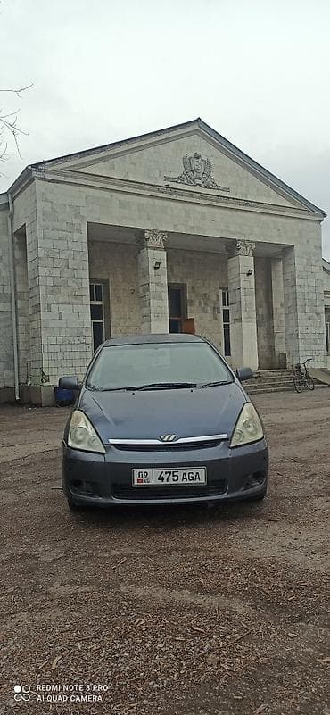 Toyota WISH: 2003 г., 1.8 л, Автомат, Бензин, Минивэн at lalafo.kg Toyota WISH: 2003 г., 1.8 л, Автомат, Бензин, Минивэн