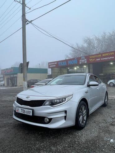 Суу транспорту: Kia K5: 2018 г., 2 л, Автомат, Газ, Седан — 2