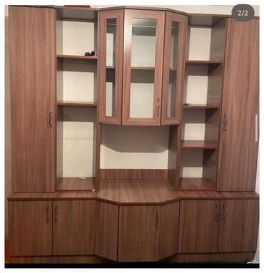 напольные книжные полки: Универсальная мебельная стенка из древесного материала, выполненная в — 1