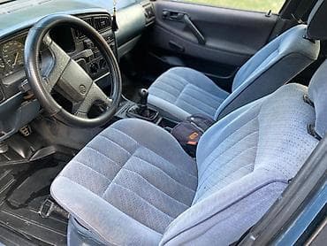 initial d: Volkswagen Passat: 1991 г., 1.8 л, Механика, Газ, Седан — 3