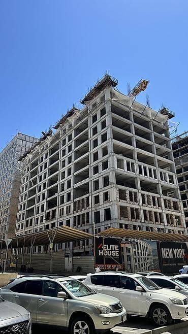 Гараждар: 📍Асанбай
ЖК NEW YORK CITY 

Продаю подземный паркинг в 5 блоке — 5