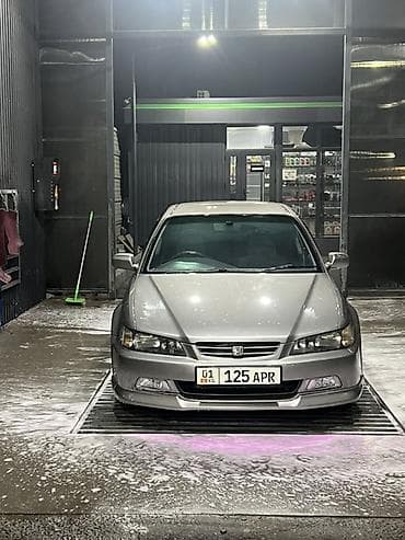 Honda Accord: 1999 г., 1.8 л, Автомат, Бензин, Седан
