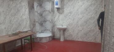 салон арендага берилет: 2 бөлмө, Риелтор, Чогуу жашоосу жок, Жарым -жартылай эмереги бар — 2