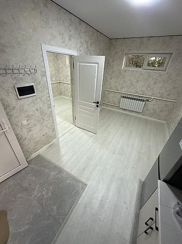 flat osh: Радужная Сдается 2х ком квартира гостиничного типа Этаж: 2 Свежий — 4