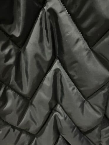 срочно продаю в связи с переездом: Куртка Деми — 4