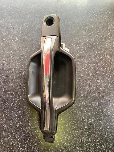 montero: Передняя левая дверная ручка Дверная ручка Mitsubishi — 2