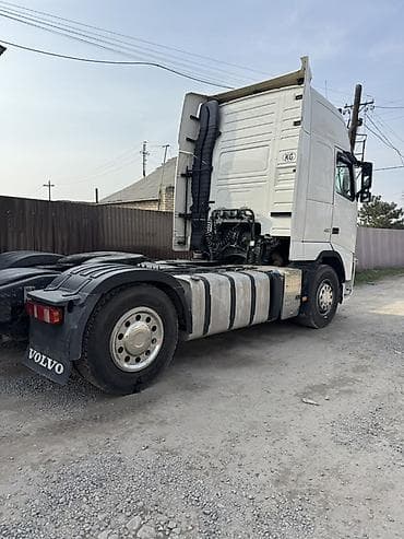 купить мерс с: Тягач, Volvo, 2013 г., Без прицепа — 3