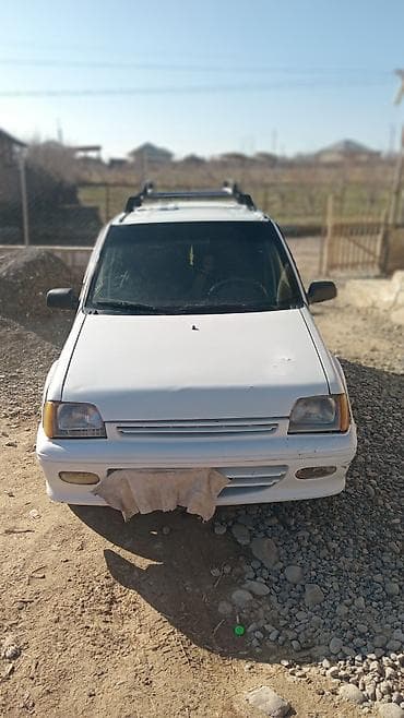 мерс 330: Daewoo Tico: 1996 г., Механика, Хэтчбэк — 3