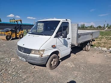 Грузовик, Mercedes-Benz, Стандарт, 3 т, Б/у