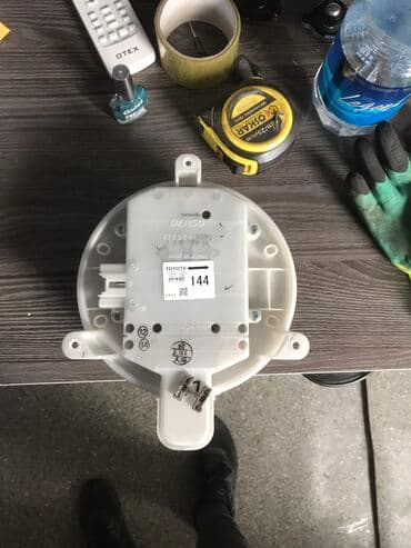 Lx570 Land Cruiser 200. Моторчик печки. Привозной,левый руль at lalafo.kg Lx570 Land Cruiser 200. Моторчик печки. Привозной,левый руль