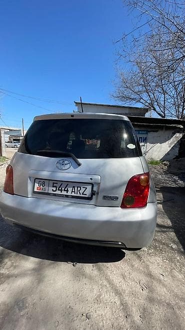 kia 2021: Toyota Ist: 2003 г., 1.3 л, Автомат, Бензин, Хэтчбэк — 4