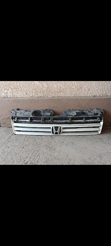 решетка 570: Решетка радиатора Honda — 1