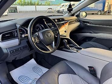 e2 byd: Toyota Camry: 2019 г., 2.5 л, Автомат, Гибрид, Седан — 8